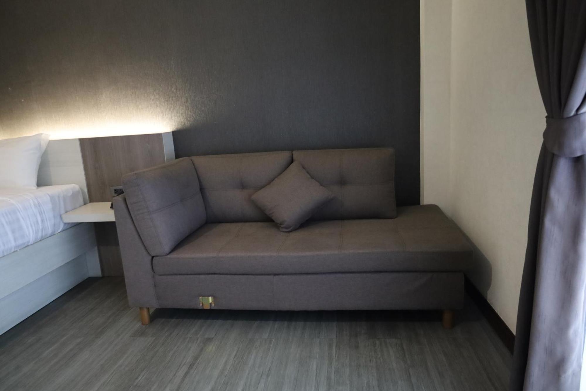 Socool Grand Hotel Nang Rong Экстерьер фото